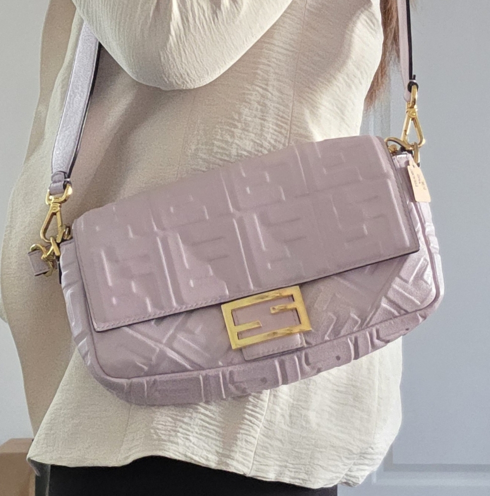 Fendi Lavender Baguette Shoulder Bag - Picture 10 of 14